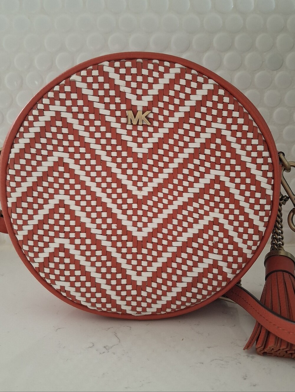 EUC Michael Kors Woven Chevron Leather Canteen Crossbody Bag